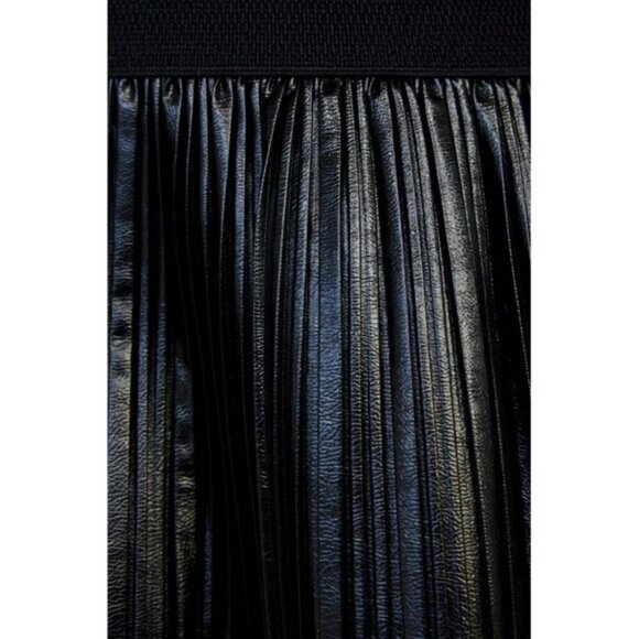NWOT Zara black faux leather patent pleated A-line midi skirt, S - Picture 7 of 12